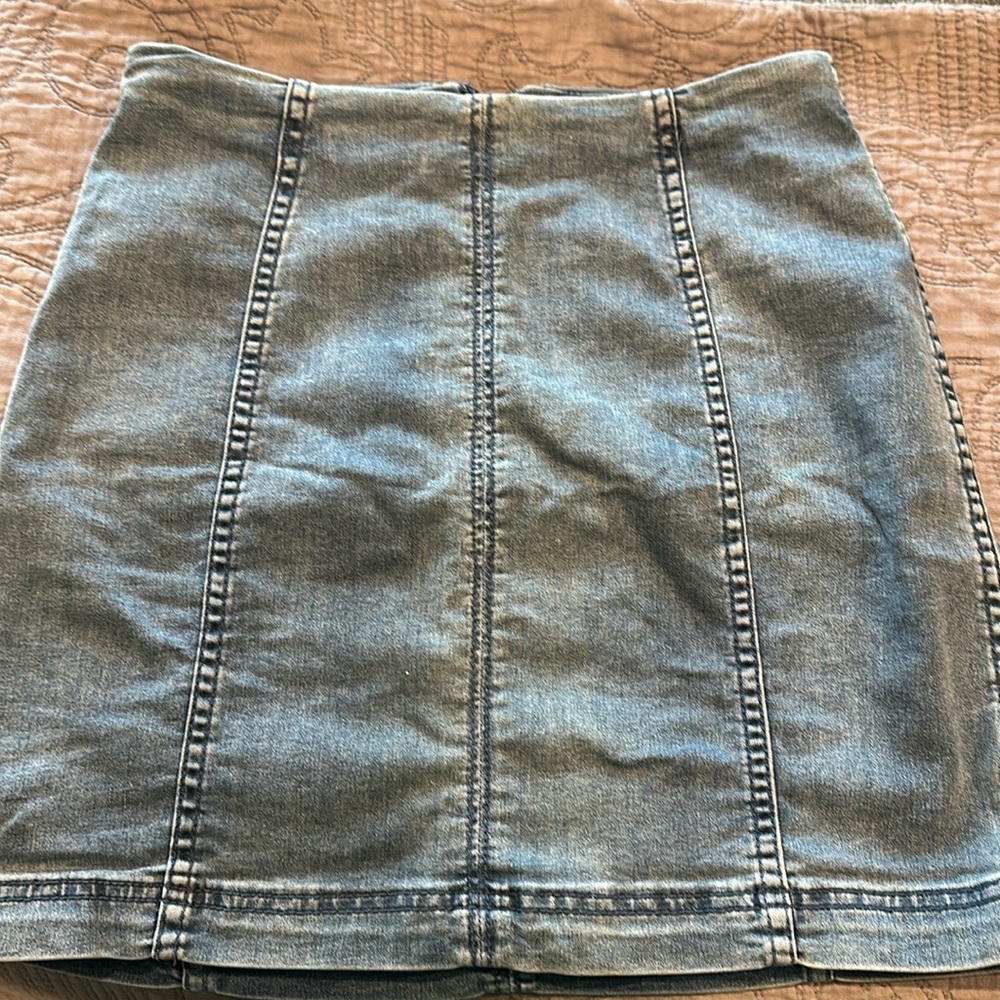 Free People denim mini skirt size 10